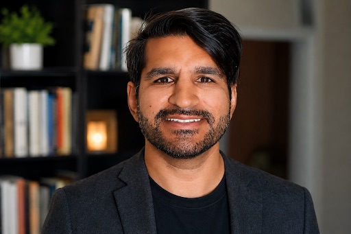 Dr. Navraj Chohan, author of Mastering Distribution